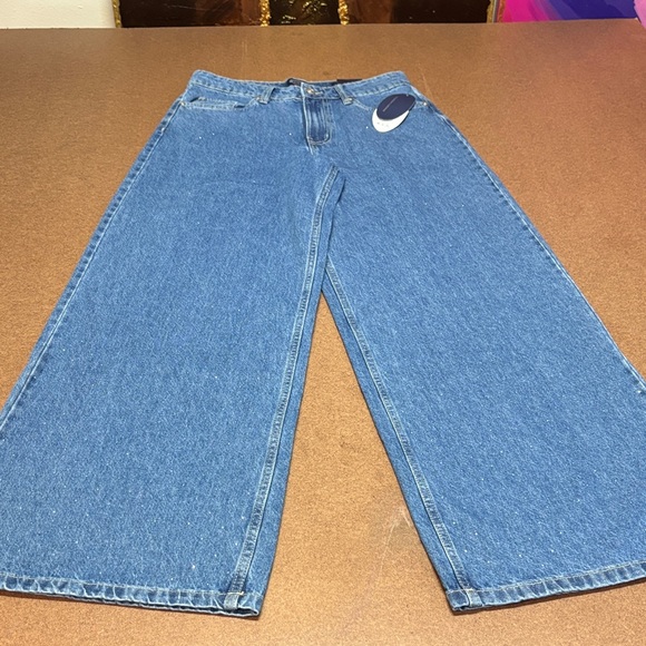 Stylish Blue Wide Leg Jeans for Women - Picture 3 of 16